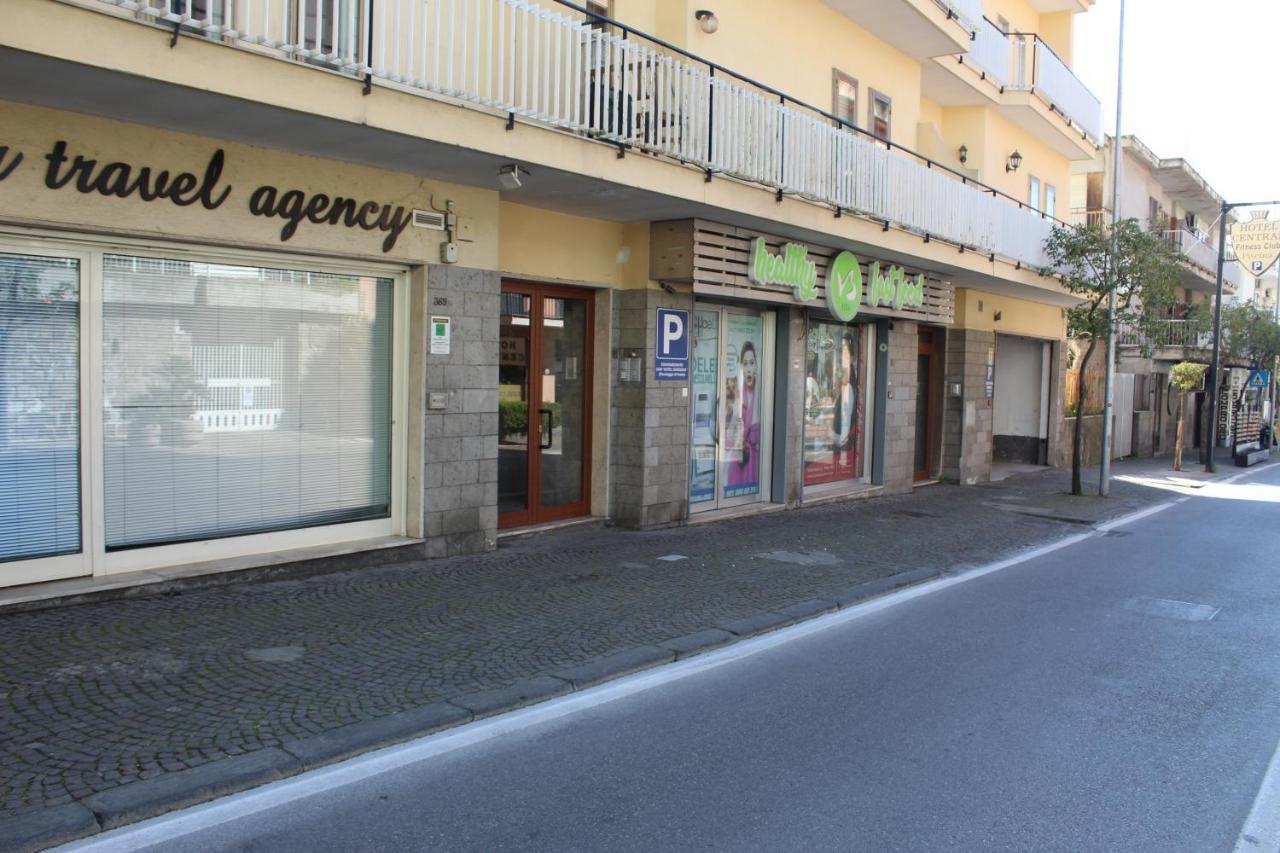 Sorrento Comfort House Con Piscina Zewnętrze zdjęcie