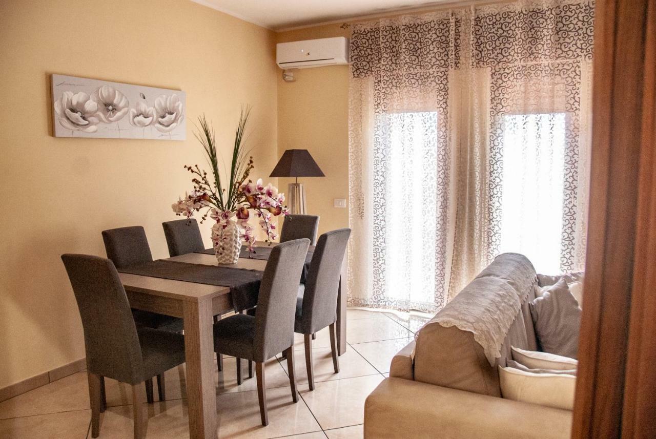 Sorrento Comfort House Con Piscina Zewnętrze zdjęcie